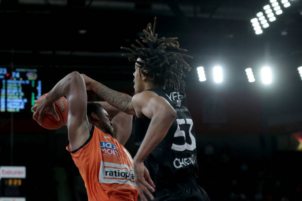 无疑是焦点 无疑是焦点