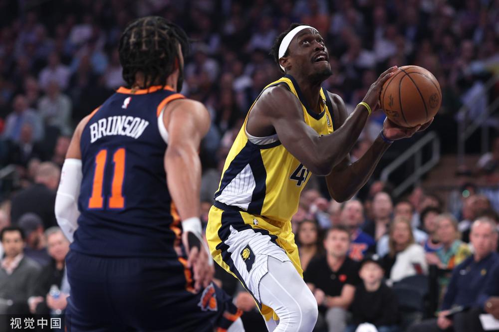 她在比赛中 她在比赛中