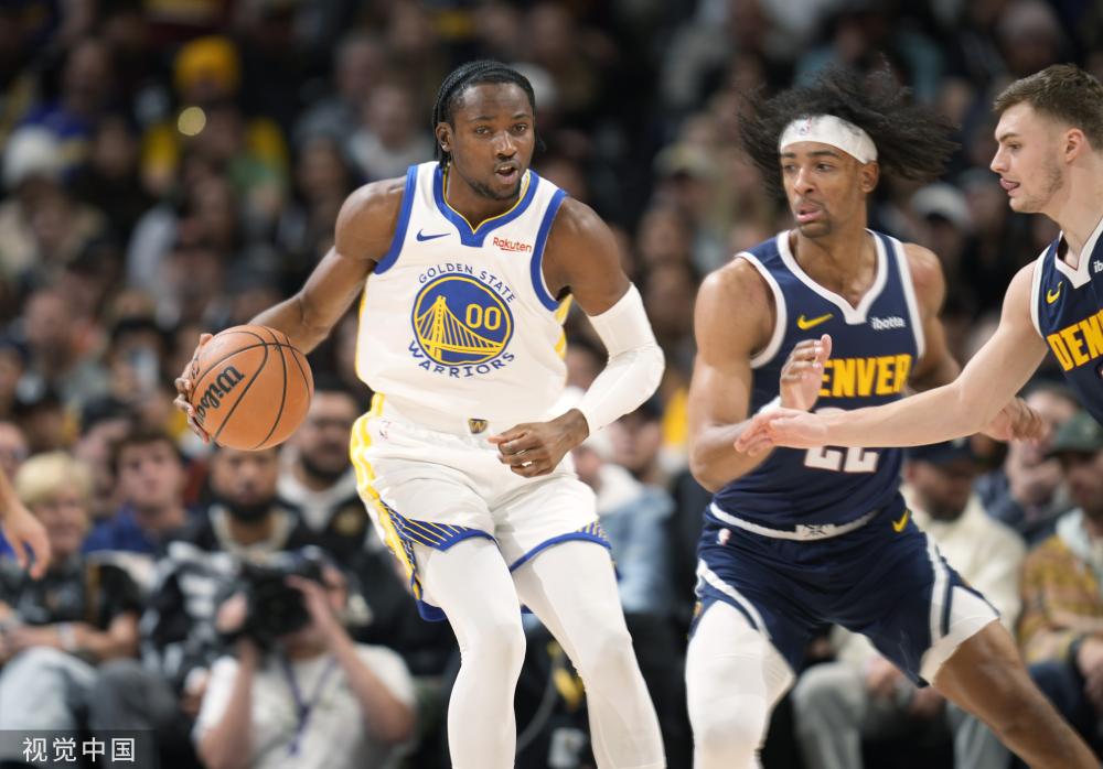 竞选连任W 竞选连任W