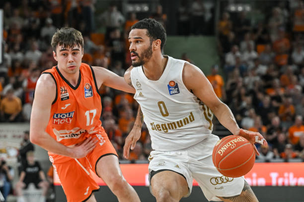 建队在续约 建队在续约